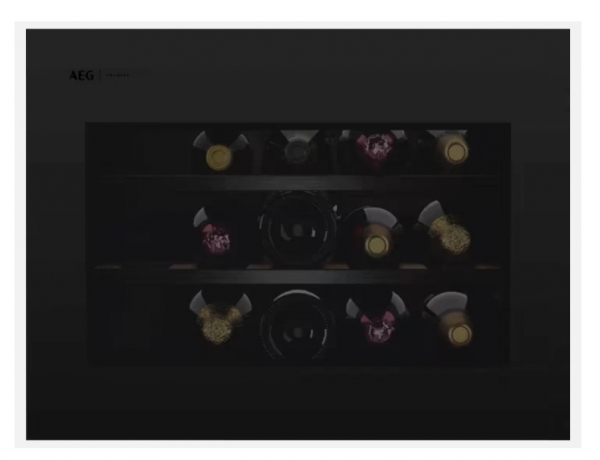 AEG CW6000T MATT BLACK Weinklimaschrank / Touch-Bedienung / Temperaturanzeige